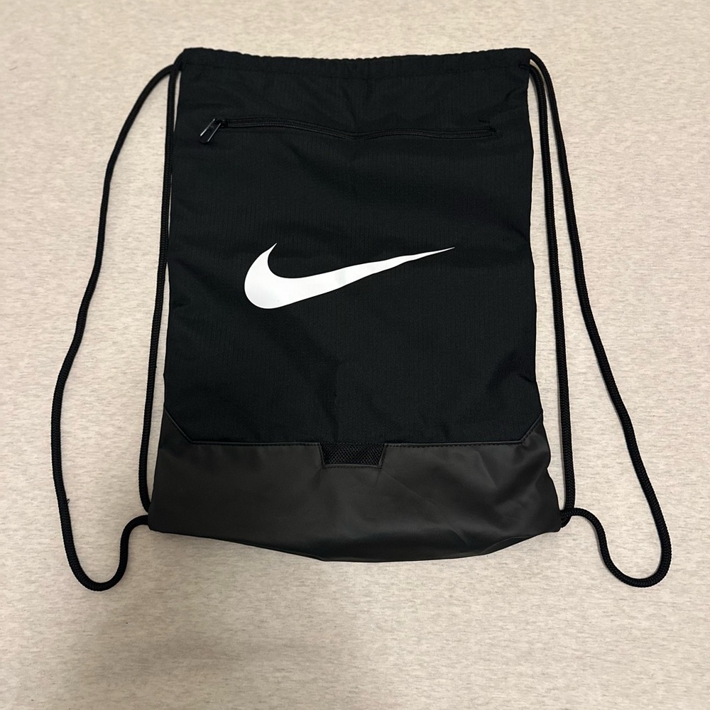 Nike Black‎ and White Drawstring Backpack
